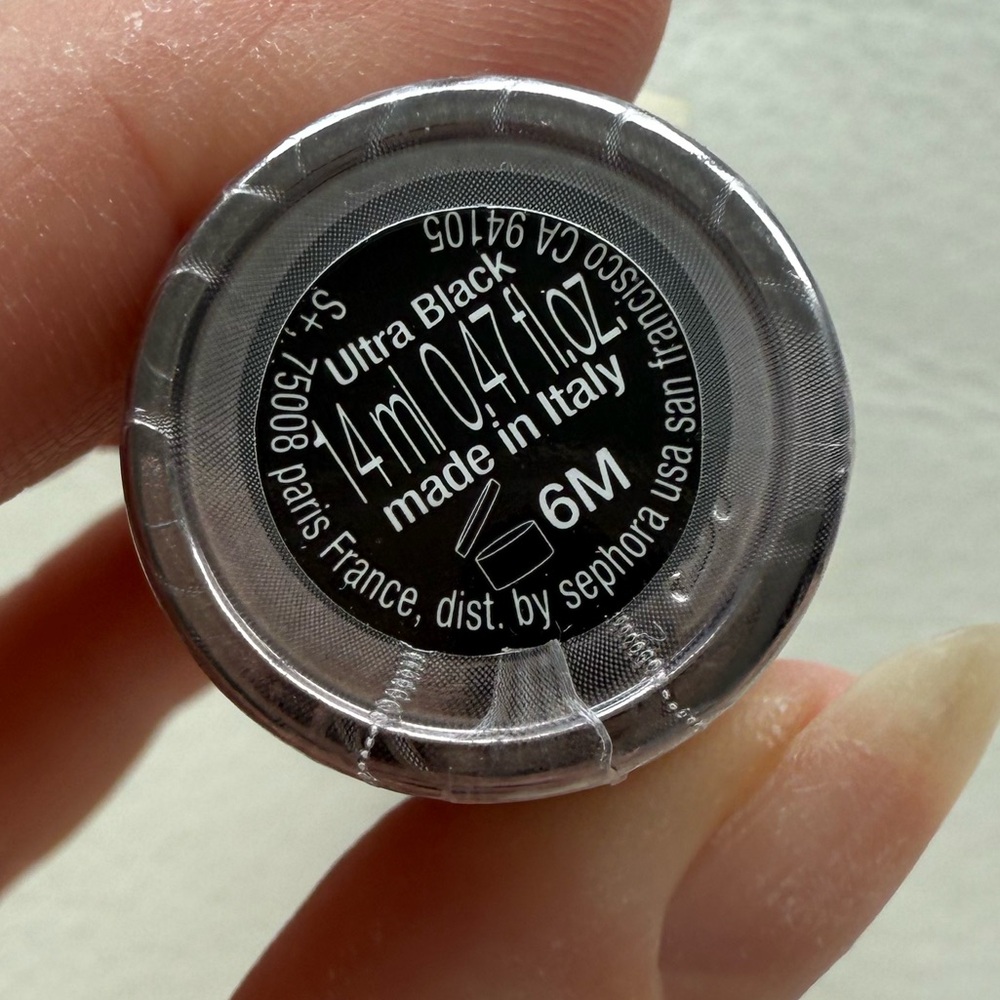 SEPHORA COLLECTION Size Up Volumizing Mascara in Black - Picture 2 of 5
